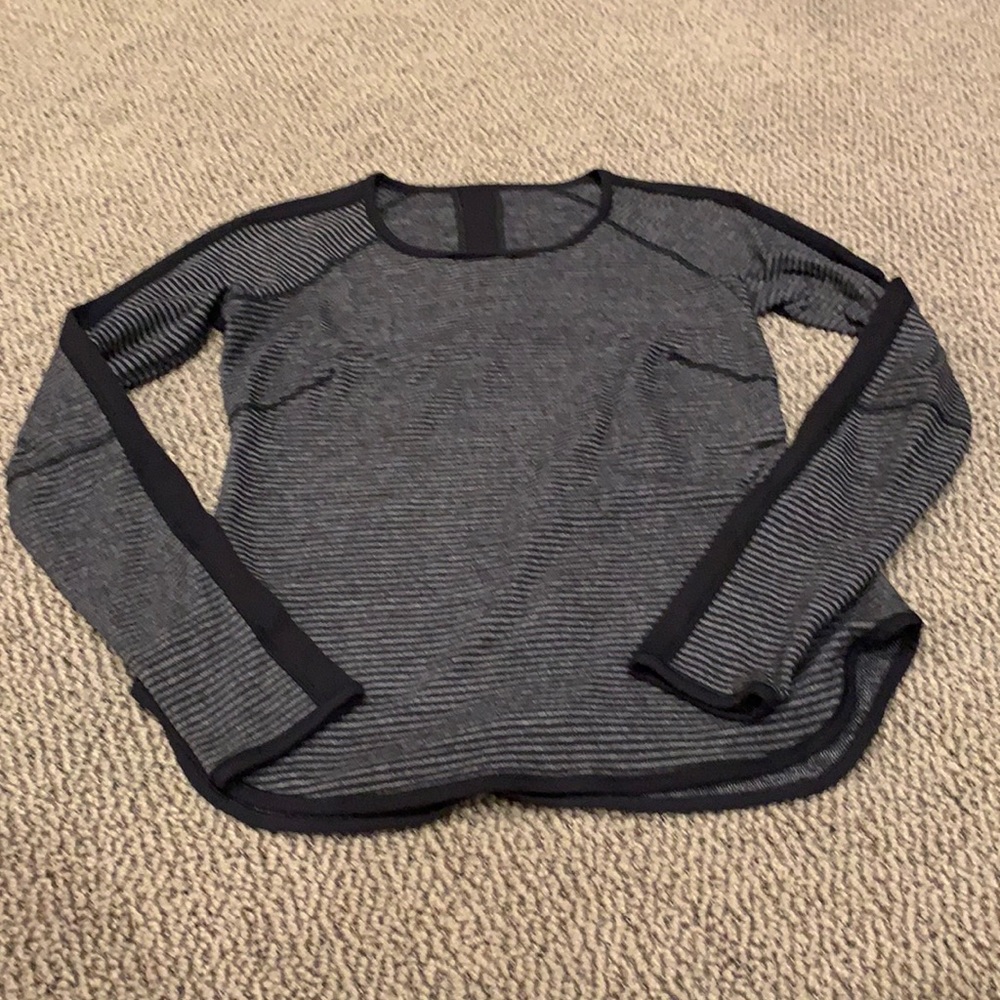 Lululemon swiftly tech reversal shirt